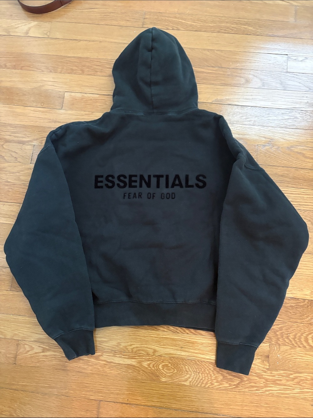 Men's Essentials Fear of God Hoodie Sweatshirt - Picture 5 of 5